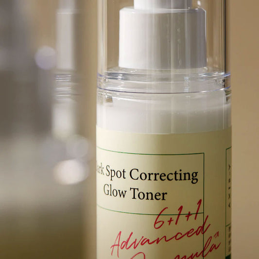 AXIS-Y Dark Spot Correcting Glow Toner review & Ingredient analysis by Demythskin.com. Best Korean skincare for hyperpigmentation and dark spots. Best k-beauty toner